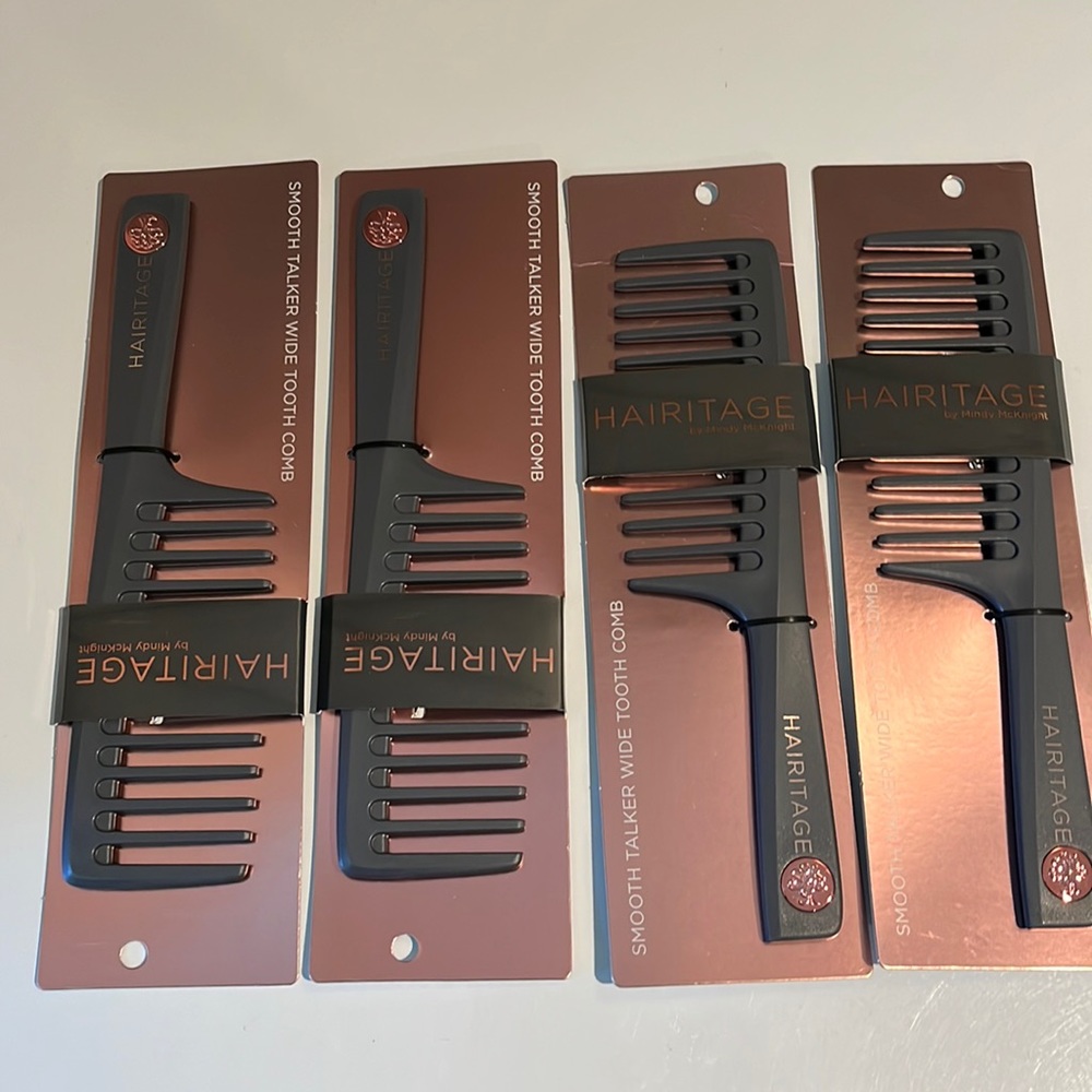 4 NEW Hairitage by Mindy McKnight Snooth Talker Wide Tooth Comb